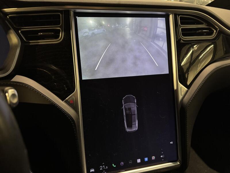 Tesla Model X vaihtoauto