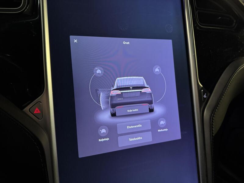 Tesla Model X vaihtoauto