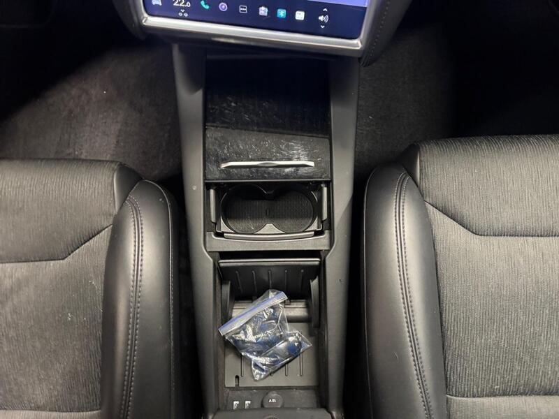 Tesla Model X vaihtoauto