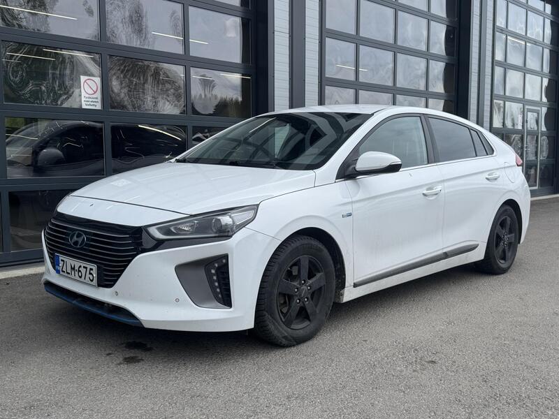 Hyundai IONIQ hybrid vaihtoauto