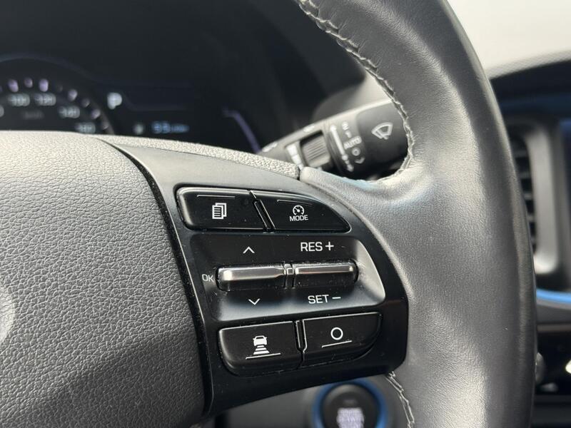 Hyundai IONIQ hybrid vaihtoauto