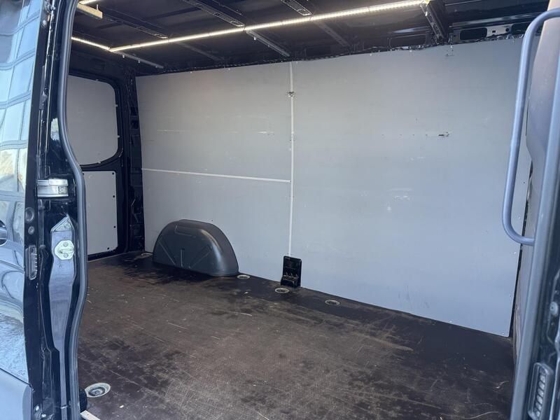 Mercedes-Benz Sprinter vaihtoauto