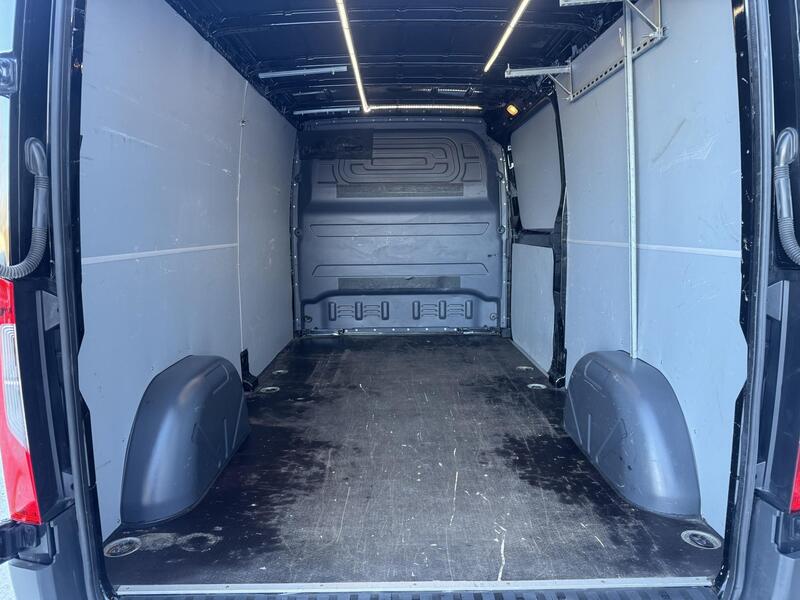 Mercedes-Benz Sprinter vaihtoauto