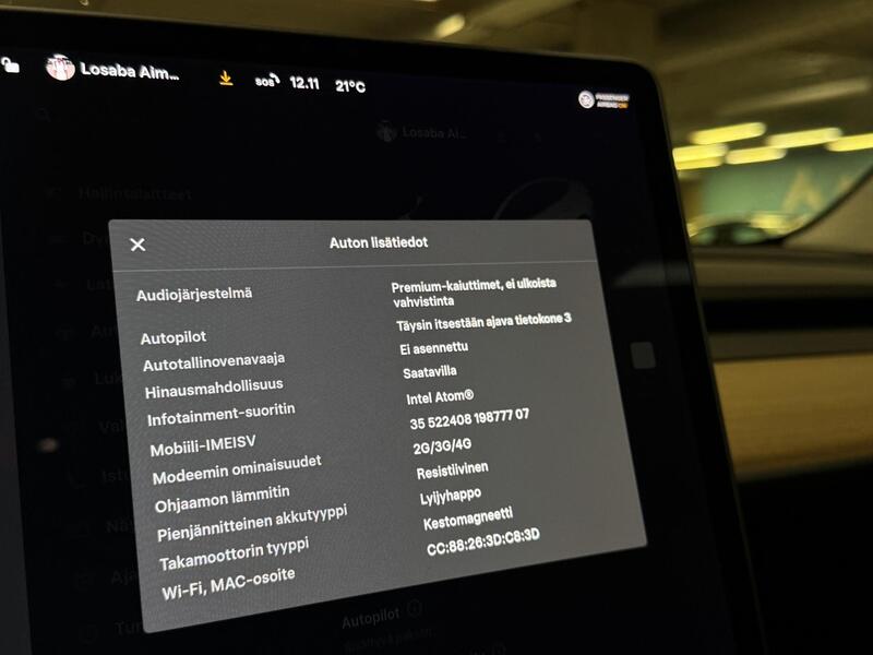 Tesla Model 3 vaihtoauto