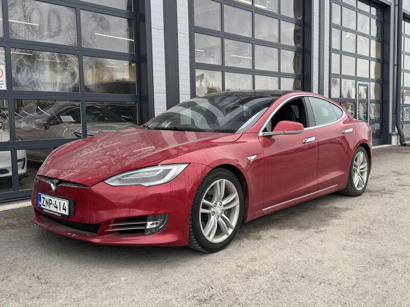Tesla Model S vaihtoauto