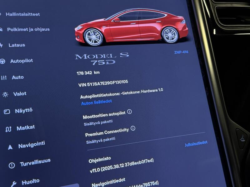 Tesla Model S vaihtoauto