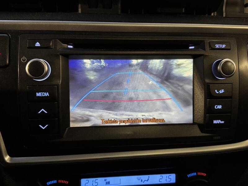 Toyota Auris vaihtoauto