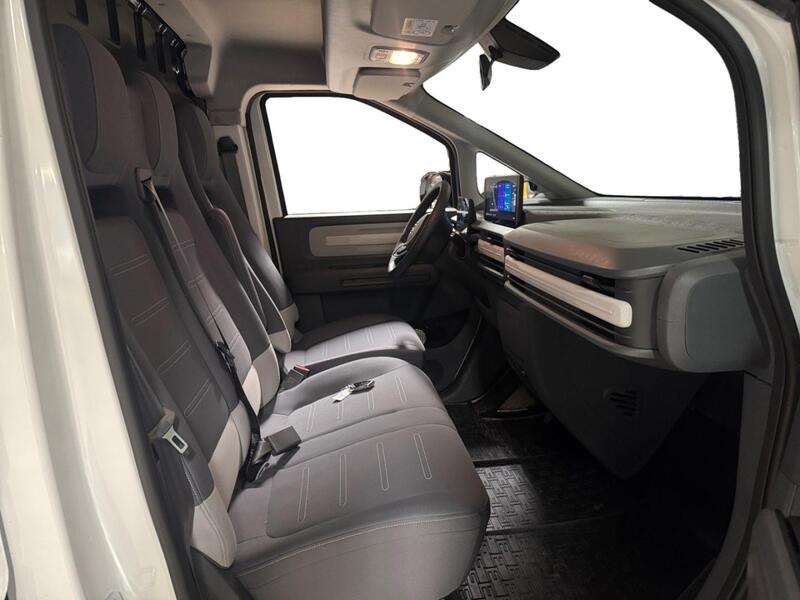 Maxus e-Deliver 5 vaihtoauto