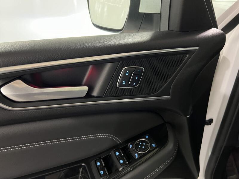 Ford S-MAX vaihtoauto