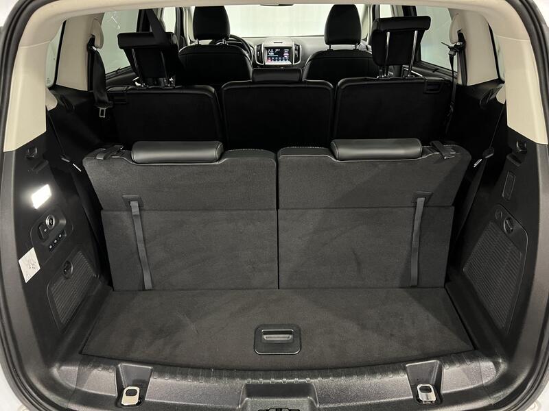 Ford S-MAX vaihtoauto