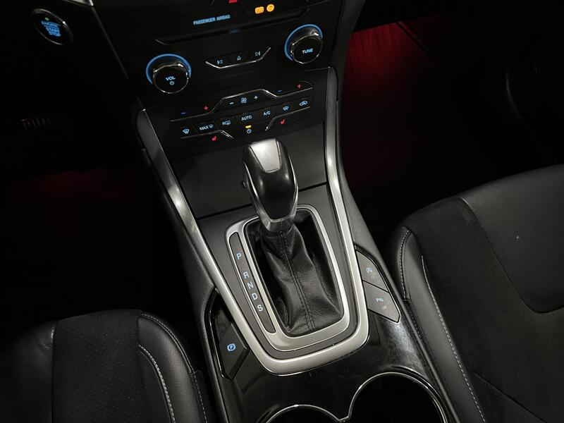 Ford S-MAX vaihtoauto