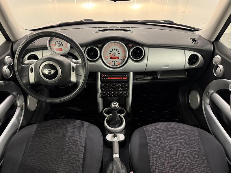 Mini Cooper vaihtoauto