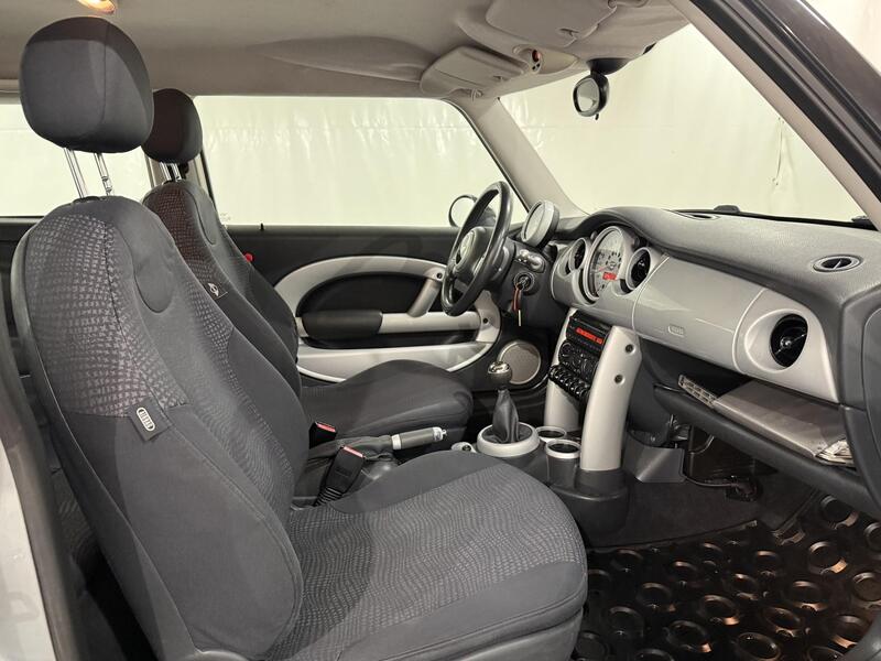 Mini Cooper vaihtoauto