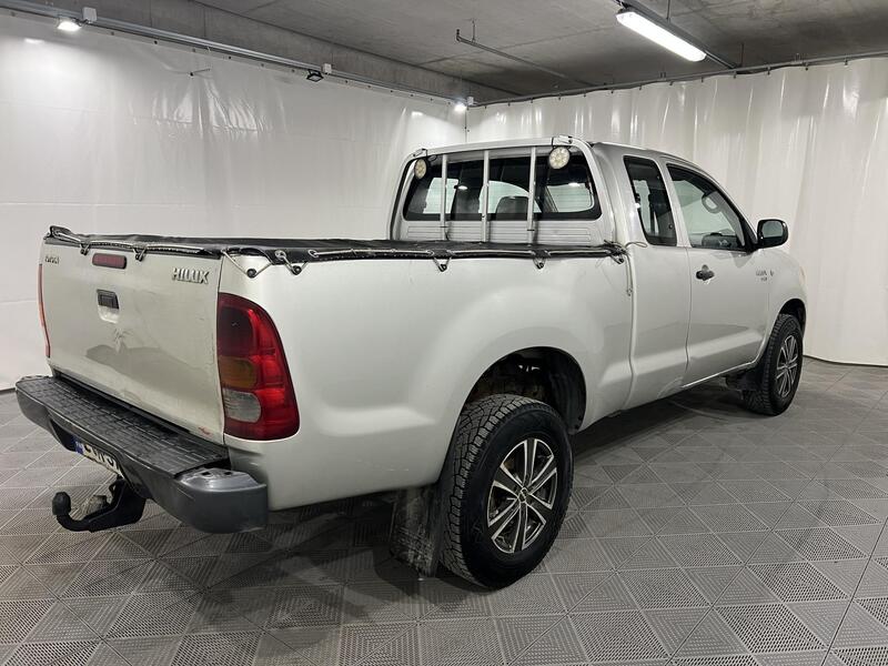 Toyota Hilux vaihtoauto