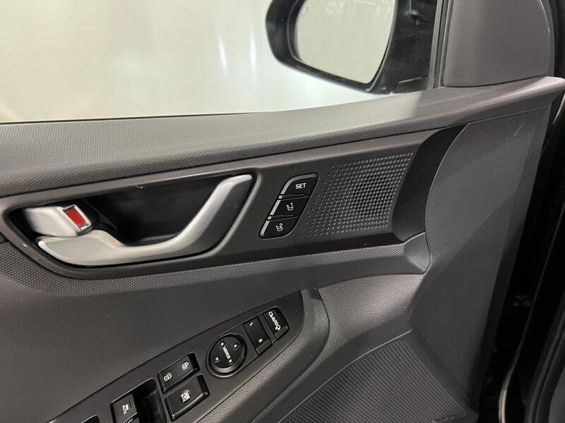 Hyundai IONIQ plug-in vaihtoauto