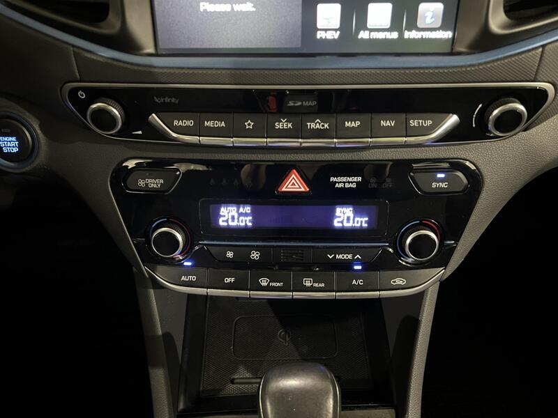 Hyundai IONIQ plug-in vaihtoauto