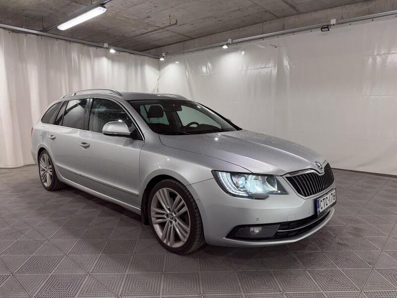 Skoda Superb vaihtoauto