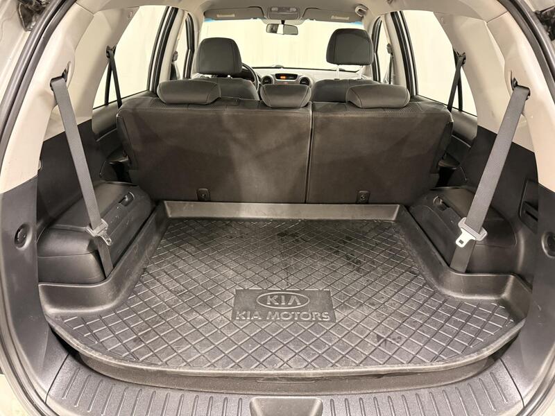 Kia Carens vaihtoauto