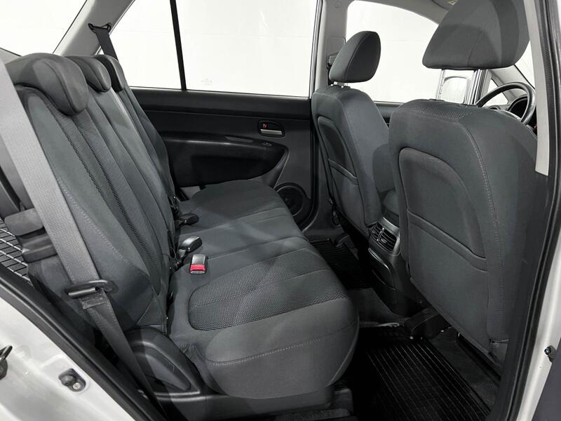 Kia Carens vaihtoauto