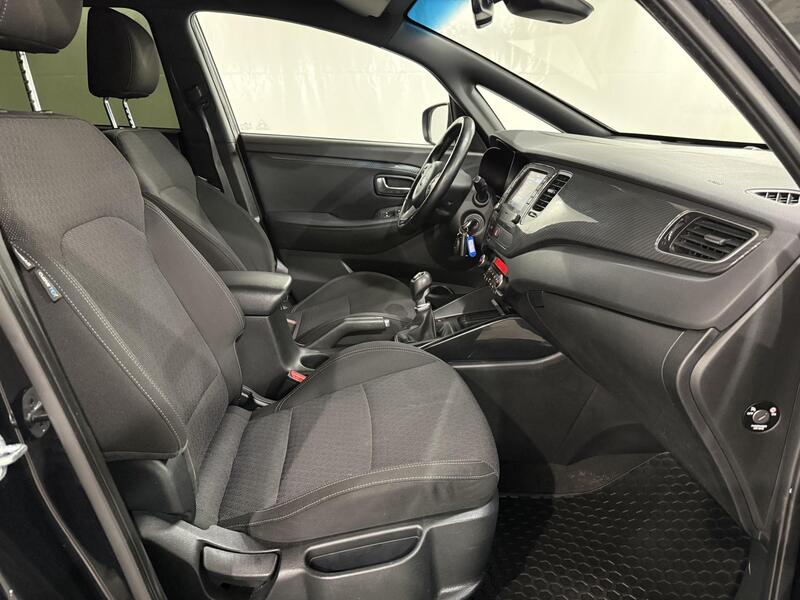 Kia Carens vaihtoauto