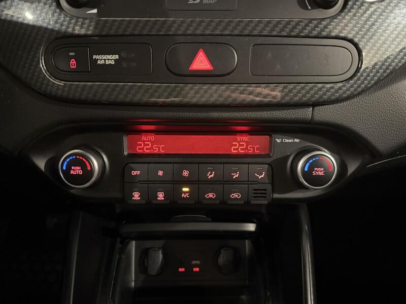 Kia Carens vaihtoauto