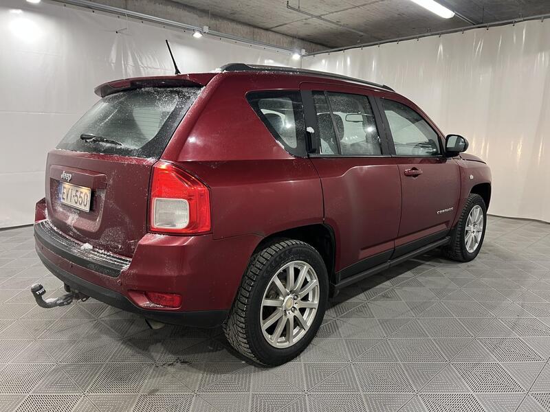 Jeep Compass vaihtoauto