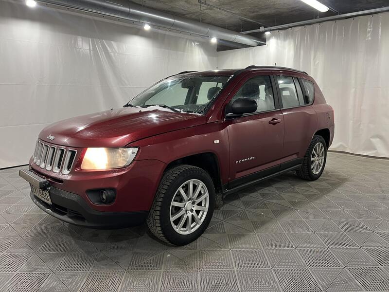 Jeep Compass vaihtoauto