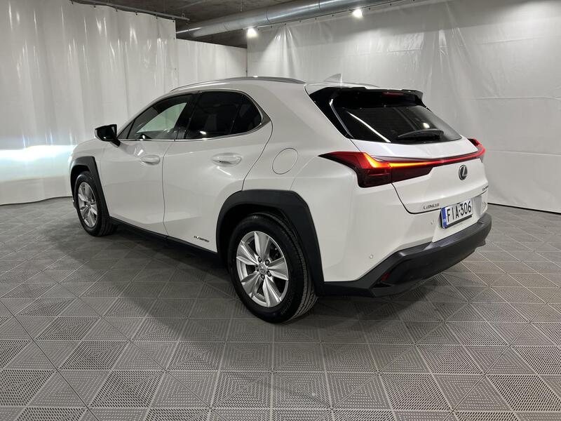 Lexus UX vaihtoauto