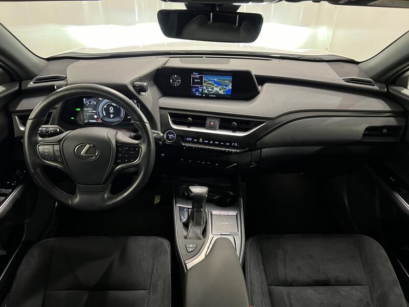 Lexus UX vaihtoauto