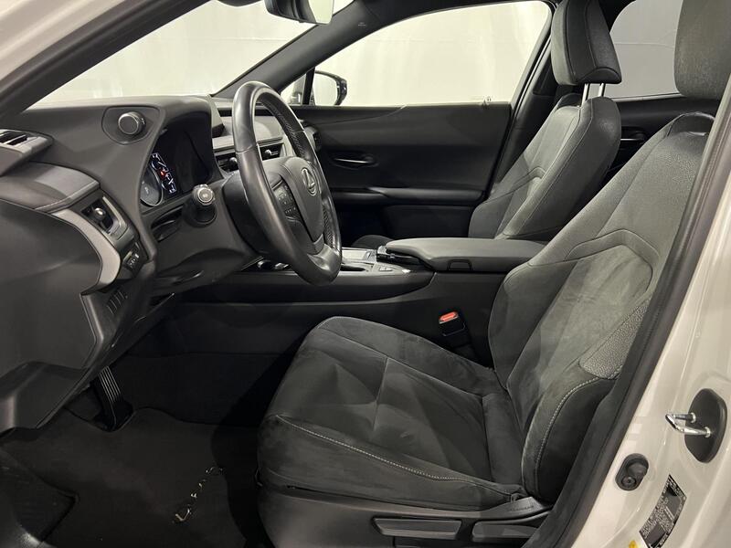 Lexus UX vaihtoauto