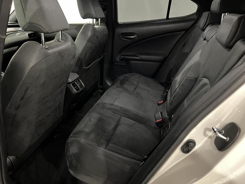 Lexus UX vaihtoauto
