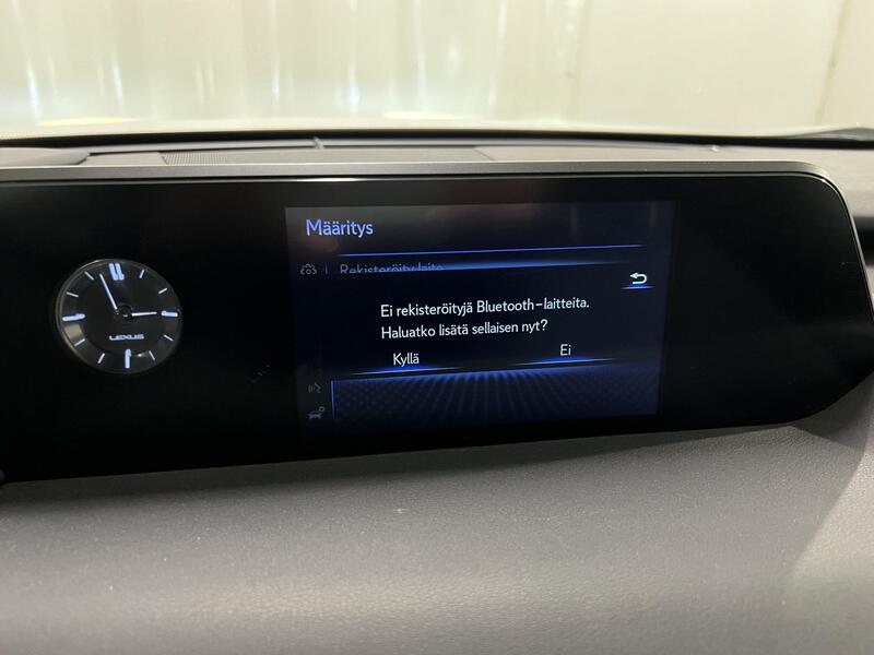 Lexus UX vaihtoauto