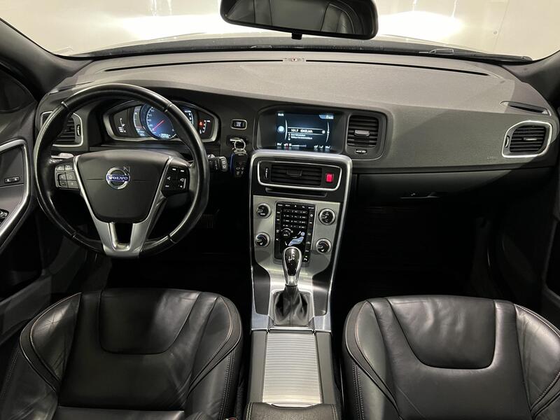 Volvo V60 vaihtoauto