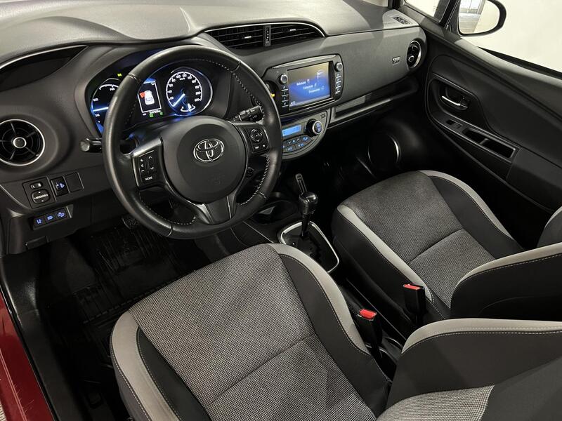 Toyota Yaris vaihtoauto