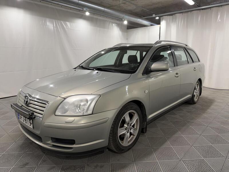 Toyota Avensis vaihtoauto