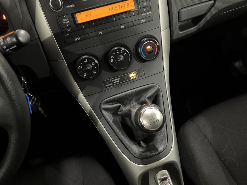 Toyota Auris vaihtoauto