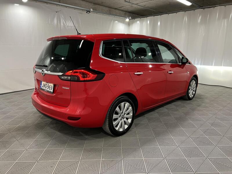 Opel Zafira Tourer vaihtoauto