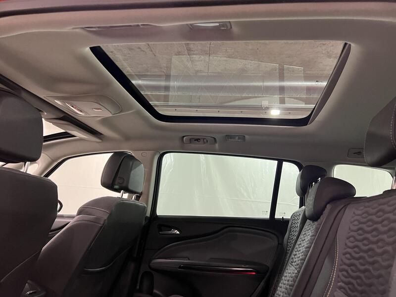 Opel Zafira Tourer vaihtoauto