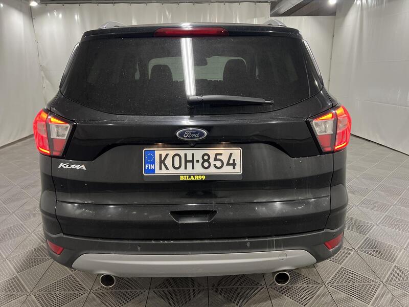 Ford Kuga vaihtoauto