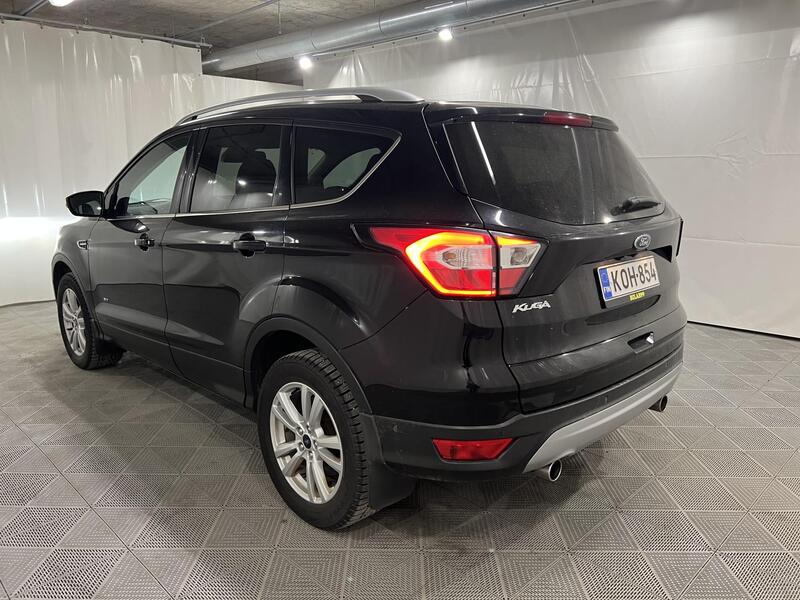 Ford Kuga vaihtoauto