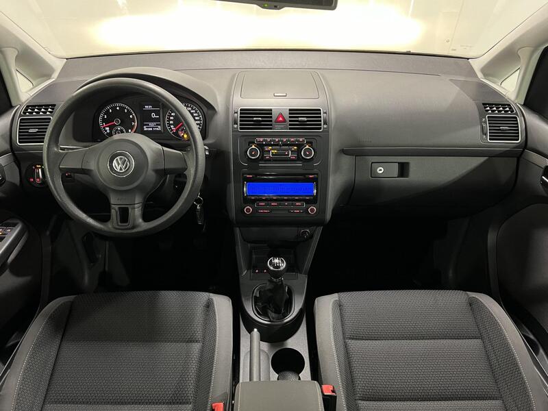 Volkswagen Touran vaihtoauto