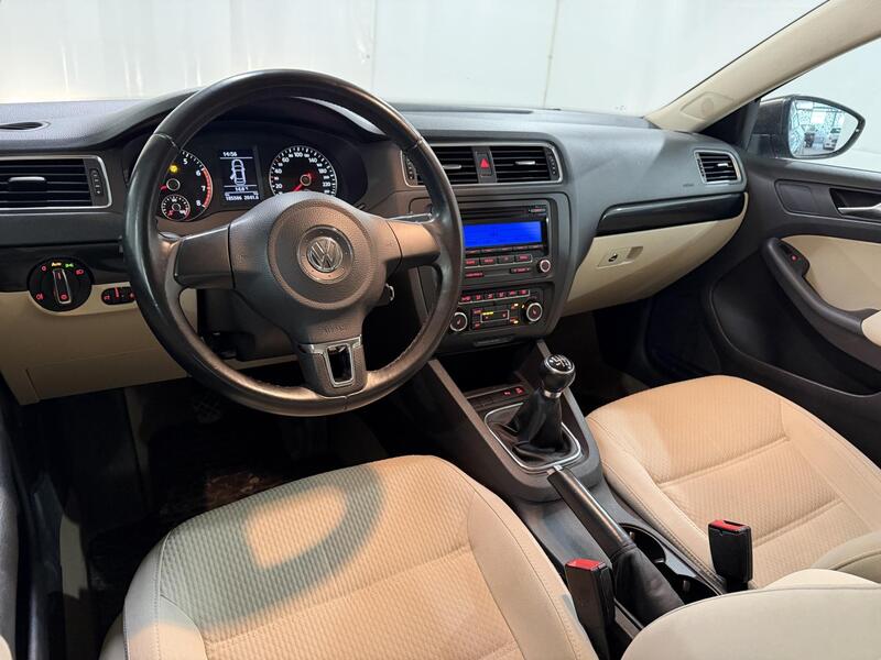 Volkswagen Jetta vaihtoauto