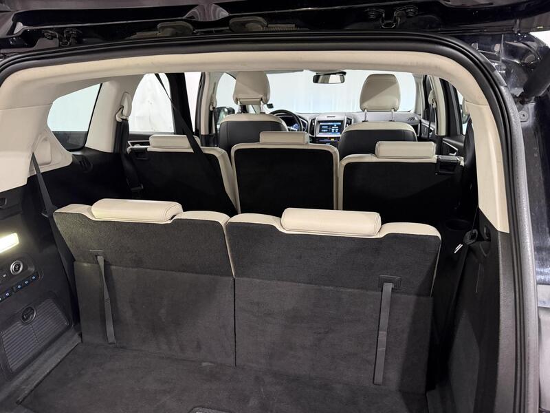 Ford S-MAX vaihtoauto