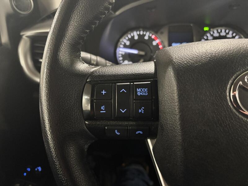 Toyota Hilux vaihtoauto