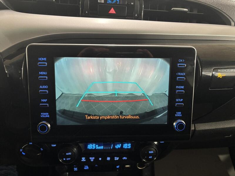 Toyota Hilux vaihtoauto