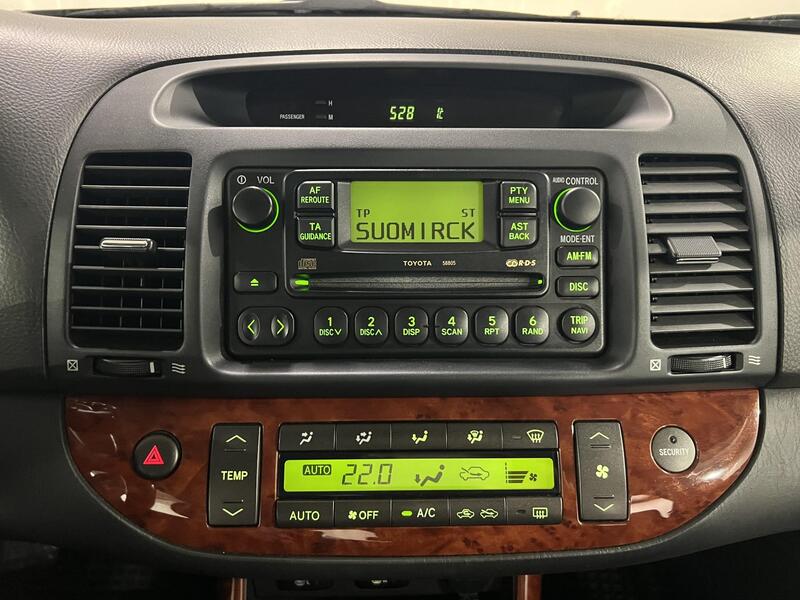 Toyota Camry vaihtoauto