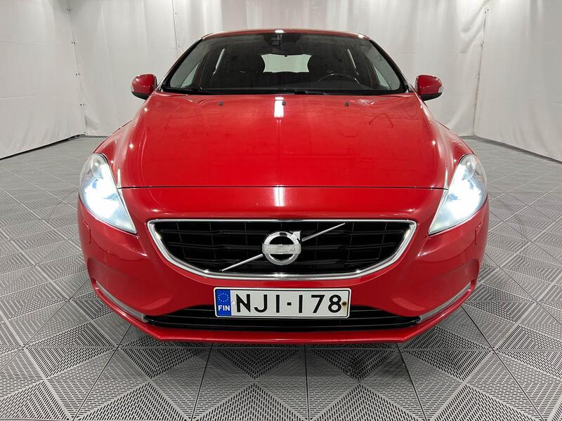 Volvo V40 vaihtoauto