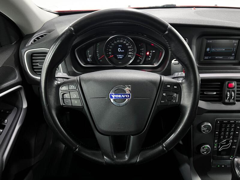 Volvo V40 vaihtoauto