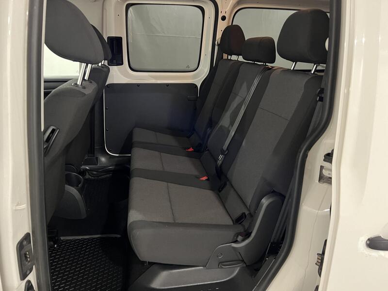 Volkswagen Caddy Maxi vaihtoauto