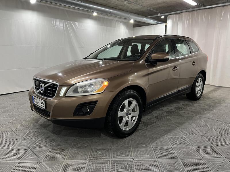 Volvo XC60 vaihtoauto
